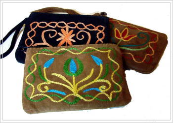 カシミール刺繍の財布